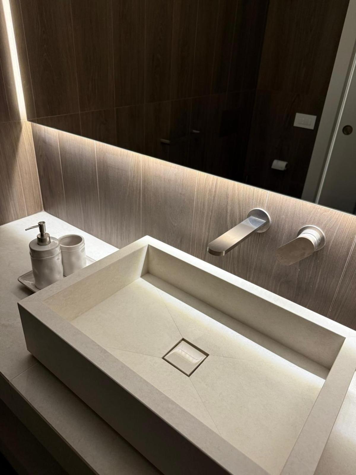 Ando'S Boutique Apartment Милан Экстерьер фото